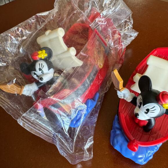 2022 McDonald's Happy Meal Toy *Minnie Mouse* Pirates of Caribbean Railway #7 - Picture 8 of 9